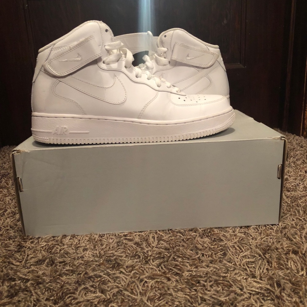 nike air force 1 mid